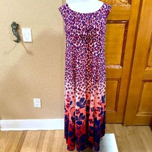 Mint Condition - Beautiful Floral Print Maxi Dress